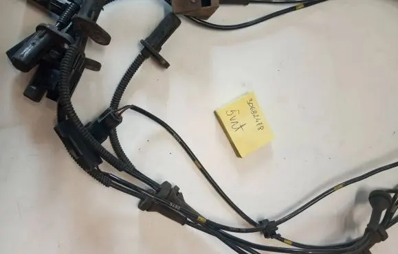 Volvo XC90 ABS brake wheel speed sensor 30682478