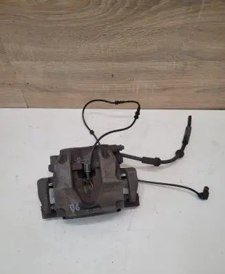 Mercedes-Benz GLE (W166 - C292) Front brake caliper