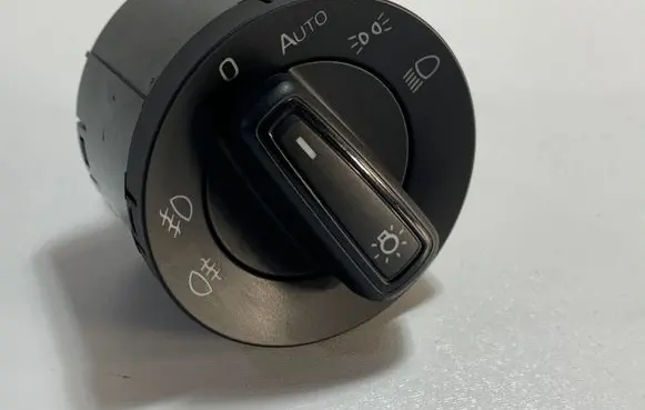 Skoda Octavia Mk3 (5E) Light switch 5E0941431D