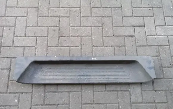 Volkswagen Transporter - Caravelle T5 Other sill/pillar trim element 7H0863725A