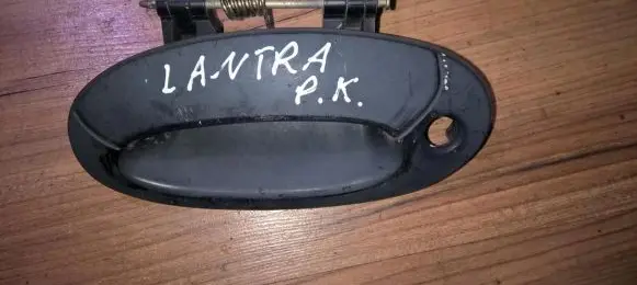 Hyundai Lantra I Front door exterior handle