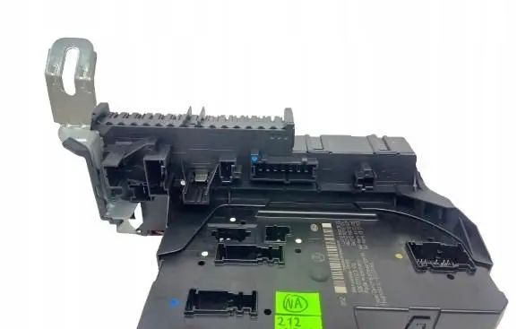 Mercedes-Benz E W212 SAM control unit A2129003822