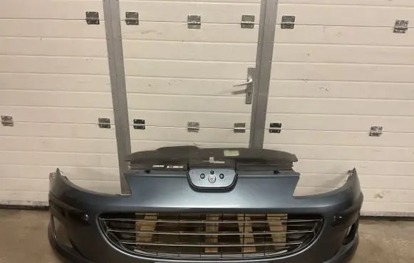 Peugeot 407 Front bumper 9644644377
