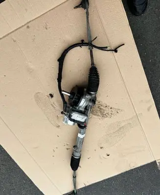 Citroen C4 Cactus Steering rack 9822423680
