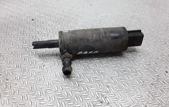 Volkswagen Touran I Headlight washer pump 