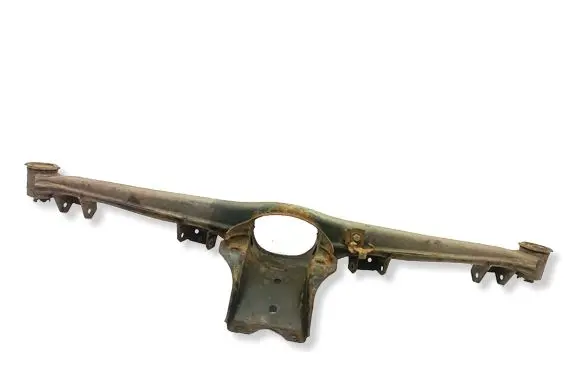 BMW 3 E30 Rear axle beam 