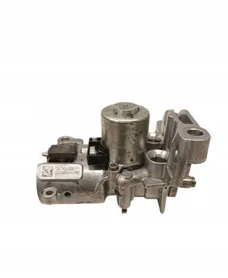 Mercedes-Benz CLA C118 X118 Oil pump 
