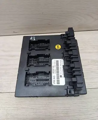 Audi A3 S3 A3 Sportback 8P Comfort/convenience module 8P0907063 5DK00965025