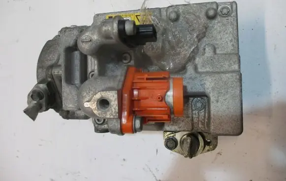 Renault Mégane Renault Sport III (IV Based) Air conditioning (A/C) compressor (pump) 926000134R