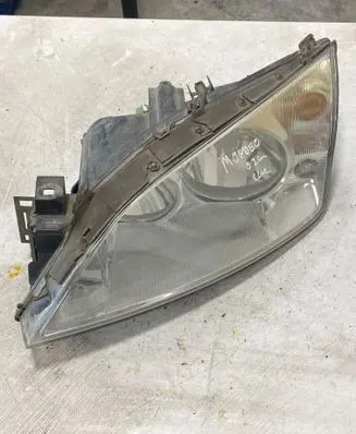 Ford Mondeo Mk III Headlight/headlamp 0301174201 1S7113006AK 02A04HH