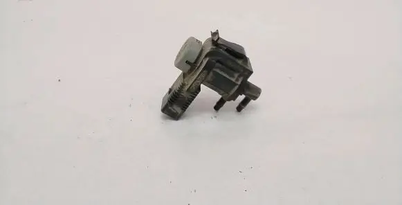 Volkswagen PASSAT B5.5 Turbo solenoid valve 1J0906283C