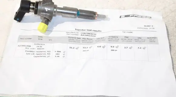 Volvo V40 Fuel injector AV6Q9F593AD