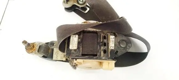 Mazda 6 Front seatbelt