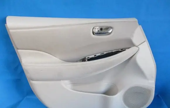 Nissan Qashqai+2 Sliding door card 