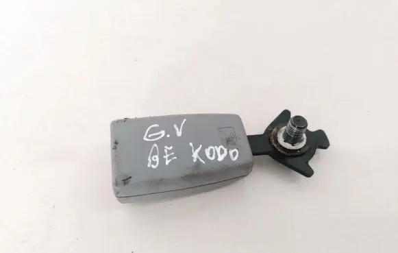 Mazda Premacy Rear seatbelt buckle