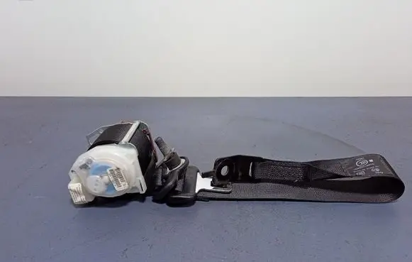 Jeep Grand Cherokee Front seatbelt 1GE13DX9AC
