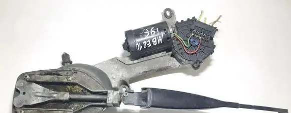 Mercedes-Benz E W210 Wiper motor