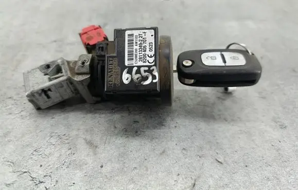 Mercedes-Benz Citan W415 Ignition lock 8200405701F