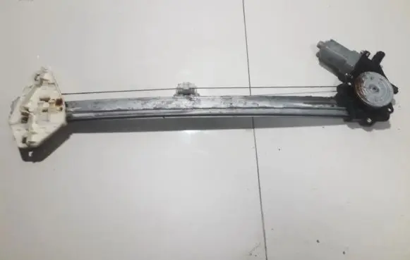 Honda CR-V Sliding door window regulator with motor