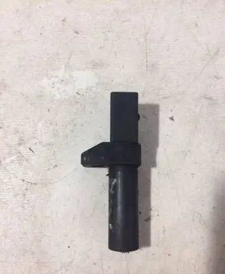 Mercedes-Benz E W210 Crankshaft position sensor 0031532728