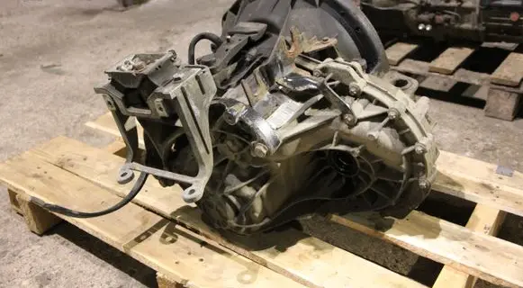 Renault Master III Manual 6 speed gearbox 8200935224 8200460604 PF6018