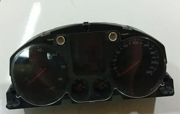 Volkswagen PASSAT B6 Speedometer (instrument cluster) A2C53194181