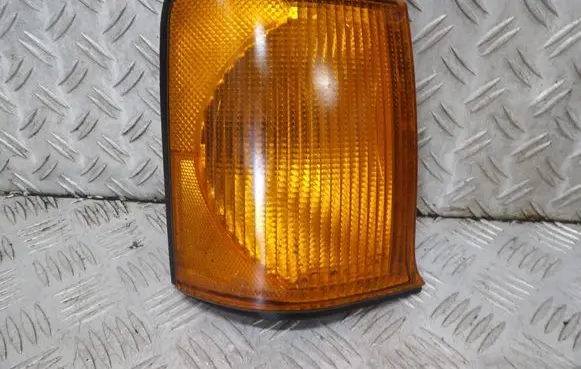 Land Rover Discovery Front indicator light