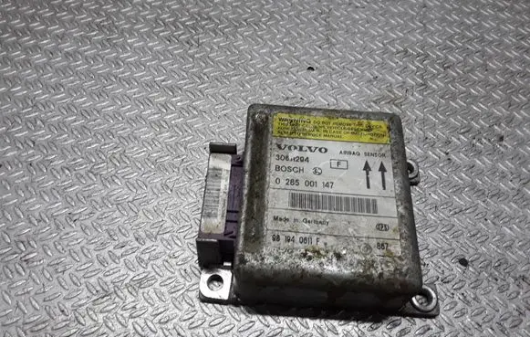 Volvo S40, V40 Airbag control unit/module 0285001147