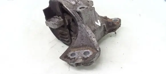 Citroen C5 Engine mount bracket