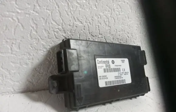 Chrysler 300C Keyless (KESSY) go control unit/module 05026796AE 080302
