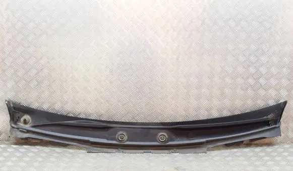 Mercedes-Benz GLE W167 Wiper trim A1678302504
