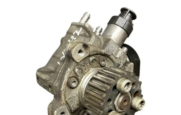 Skoda Superb B6 (3T) Fuel injection high pressure pump 0445010514 03L130755D