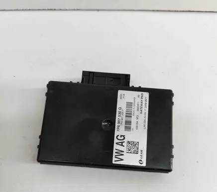 Volkswagen Touareg II Gateway control module 7P6907530F 7P6907530Q