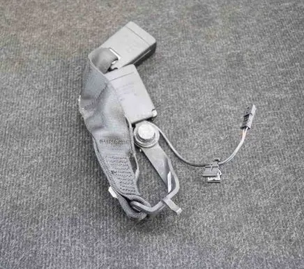 BMW 4 F36 Gran coupe Middle seatbelt buckle (rear) 7375448