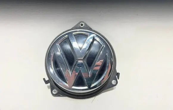 Volkswagen Golf VI Tailgate/trunk/boot exterior handle 3C5827469J