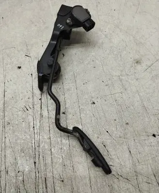 Toyota Hilux (N140, N150, N160, N170) Accelerator throttle pedal