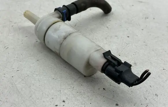 Chrysler Grand Voyager V Windscreen/windshield washer pump 8TW00754016