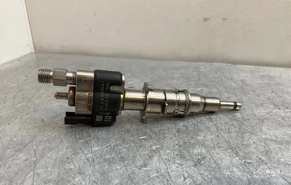 BMW 5 E60 E61 Fuel injector A2C9521190280 PA66GF359 10181010