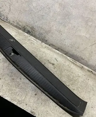 Opel Zafira C Trunk/boot sill cover protection 322225228