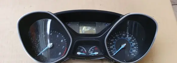 Ford Focus Speedometer (instrument cluster) BM5T10849BBB