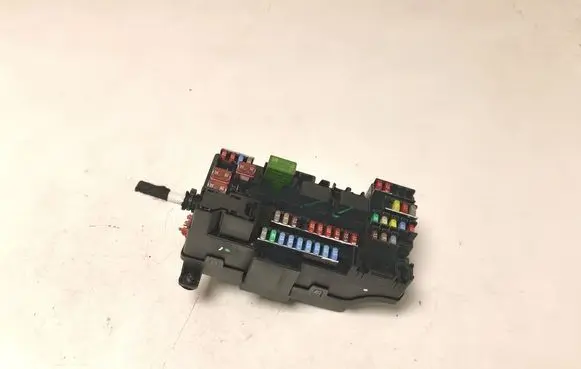 Opel Mokka Fuse module 2109261
