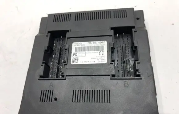 Skoda Roomster (5J) Central body control module 6R7937086F