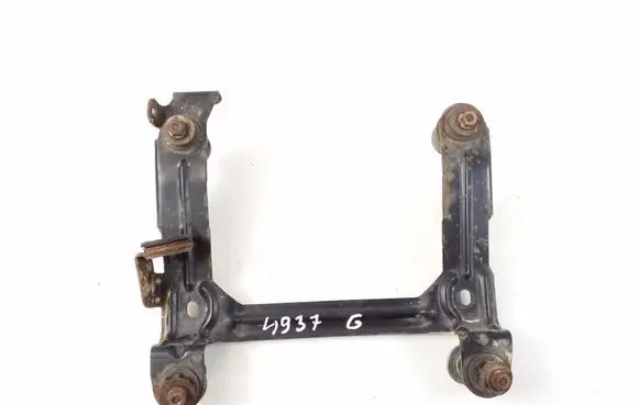 Porsche Panamera (970) Pneumatic air compressor holding bracket 