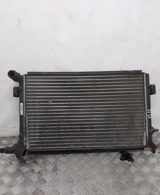 Coolant radiator