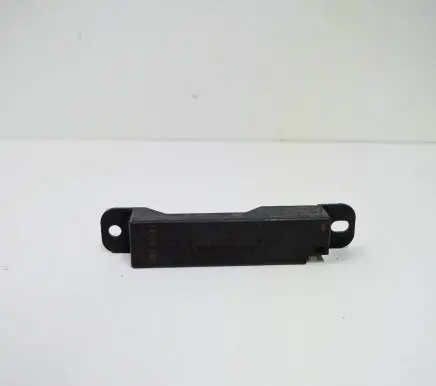 Mercedes-Benz CLA C117 X117 W117 Keyless system antenna A2059053005