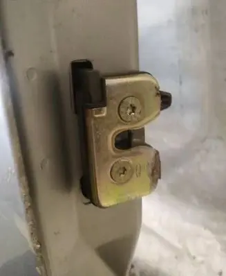 Ford Fiesta Tailgate/trunk/boot lock/catch/latch 