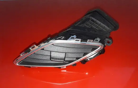Hyundai i40 Dash center air vent grill 974203Z000