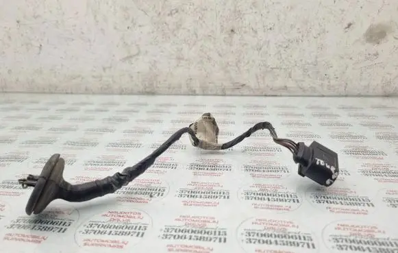 Volkswagen Touareg I Rear tail light wiring loom 1J0973724