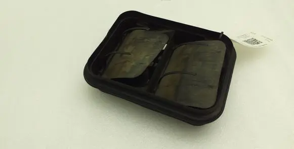 Nissan Qashqai Quarter panel pressure vent 91166963 8200003575