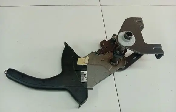 KIA Sportage Handbrake/parking brake lever assembly